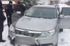 Біля Рокитного затримали волинянина з трьома кілограмами бурштину та зброєю