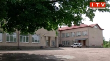 Між учителькою та шестикласницею на Рівненщини виник конфлікт через телефон