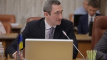 Урядовця підозрюють у зловживанні службовим становищем та хабарництві