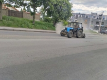 З вулиці Чорновола у Рівному демонтують огорожу, а на Київській поставлять обмежувальні стовпчики